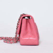 Load image into Gallery viewer, 極美品 CHANEL シャネル ミニマトラッセ16 Sフラップ Sチェーンショルダーバッグ ランダム ココマーク ラムスキン ピンク 中古 4b013716