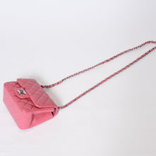 Load image into Gallery viewer, 極美品 CHANEL シャネル ミニマトラッセ16 Sフラップ Sチェーンショルダーバッグ ランダム ココマーク ラムスキン ピンク 中古 4b013716