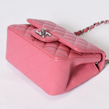 Load image into Gallery viewer, 極美品 CHANEL シャネル ミニマトラッセ16 Sフラップ Sチェーンショルダーバッグ ランダム ココマーク ラムスキン ピンク 中古 4b013716