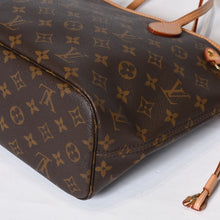 Load image into Gallery viewer, LOUIS VUITTON ルイヴィトン モノグラム ネヴァーフルPM ハンドバッグ M40155 ブラウン PVC ヌメ革 ゴールド金具 美品 中古 4b013696