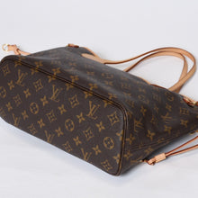 Load image into Gallery viewer, 新品同様 LOUIS VUITTON ルイヴィトン モノグラム ネヴァーフルPM トートバッグ M40155 ブラウン PVC ヌメ革 ゴールド金具 中古 4b013596
