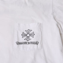 Load image into Gallery viewer, CHROME HEARTS クロムハーツ 半袖 ポケット Tシャツ ダガー ヴァインダガー ホワイト ブラック サイズ M 美品 中古 4b013693