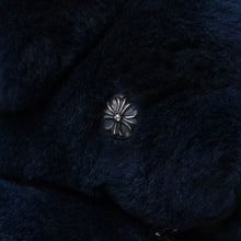 Load image into Gallery viewer, 極美品 CHROME HEARTS クロムハーツ TEDDY BEAR テディベア ぬいぐるみ クロスボール ダガー シアリング ネイビー 中古 4b013103