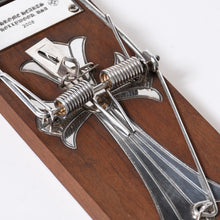 Load image into Gallery viewer, 極美品 CHROME HEARTS クロムハーツ マウストラップ ネズミ捕り CHプラス フレアニー ホースシュー エボニーウッド 中古 4b013741