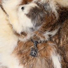 Load image into Gallery viewer, 極美品 CHROME HEARTS クロムハーツ TEDDY BEAR テディベア ぬいぐるみ クロスボール BSフレア アイボリー ブラウン 中古 4b013100