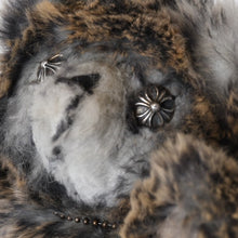 Load image into Gallery viewer, 極美品 CHROME HEARTS クロムハーツ TEDDY BEAR テディベア ぬいぐるみ クロスボール ファー BSフレア ブラウン 中古 4b013099