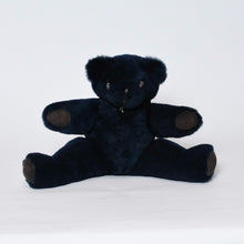 Load image into Gallery viewer, 極美品 CHROME HEARTS クロムハーツ TEDDY BEAR テディベア ぬいぐるみ クロスボール ダガー シアリング ネイビー 中古 4b013103