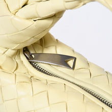 Load image into Gallery viewer, 極美品 BOTTEGAVENETA ボッテガヴェネタ MINI JODIE ミニ ジョディ ハンドバッグ イントレチャート イエロー系 中古 4b013755