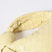 Load image into Gallery viewer, 極美品 BOTTEGAVENETA ボッテガヴェネタ MINI JODIE ミニ ジョディ ハンドバッグ イントレチャート イエロー系 中古 4b013755