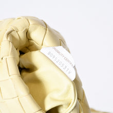 Load image into Gallery viewer, 極美品 BOTTEGAVENETA ボッテガヴェネタ MINI JODIE ミニ ジョディ ハンドバッグ イントレチャート イエロー系 中古 4b013755