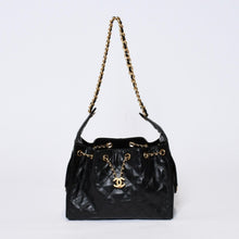 Load image into Gallery viewer, 新品同様 CHANEL シャネル シャネル25 スモール ハンドバッグ AS5293 ランダム番台 ココマーク ラムスキン ブラック 中古 4b013754