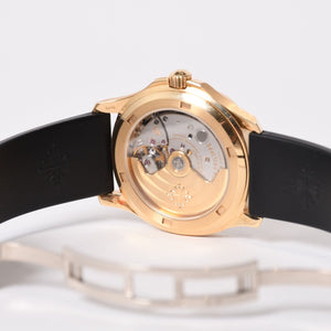 極美品 PATEK PHILIPPE パテック フィリップ アクアノート ラージ ブラック YG 5066-J 時計 中古 4b013784