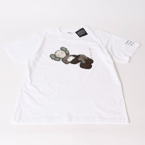 極美品 UNIQLO ユニクロ ｘ KAWS カウズ コラボ 半袖Tシャツ ホワイト サイズ XL 中古4b005651