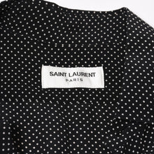Load image into Gallery viewer, 極美品 SAINT LAURENT PARIS サンローランパリ 長袖シャツ ブラウス 395733 サイズ34 ポルカドット柄 ブラック ホワイト 中古 4b013834