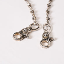 Load image into Gallery viewer, 極美品 CHROME HEARTS クロムハーツ クロスボール ショート ウォレットチェーン 2クリップ 16ボール 147.5g シルバー925 中古 4b013856