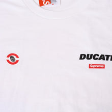 Load image into Gallery viewer, SUPREME シュプリーム 24SS Ducati Logos Tee RN101837 ドゥカティ ロゴ 半袖Tシャツ カラーホワイト サイズM 美品 中古 4b013795