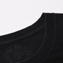 Load image into Gallery viewer, CHROME HEARTS クロムハーツ プリント 半袖Tシャツ ロゴ コットン ブラック ホワイト サイズXL 美品 中古 4b013837