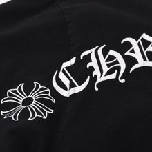 Load image into Gallery viewer, CHROME HEARTS クロムハーツ プリント 半袖Tシャツ ロゴ コットン ブラック ホワイト サイズXL 美品 中古 4b013837