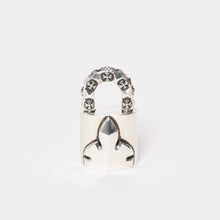 Load image into Gallery viewer, 新品未使用 CHROME HEARTS クロムハーツ パドロック ダイヤ 南京錠 青山店限定 カデナ 65.37g ヤングブラッド 来日記念 中古 4b013841