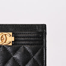 Load image into Gallery viewer, 極美品 CHANEL シャネル BOY CHANEL ボーイシャネル カードケース A84431 27番台 キャビアスキン ブラック 中古 4b013730