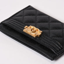 Load image into Gallery viewer, 極美品 CHANEL シャネル BOY CHANEL ボーイシャネル カードケース A84431 27番台 キャビアスキン ブラック 中古 4b013730