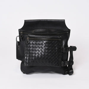 BOTTEGAVENETA ボッテガヴェネタ イントレチャート 2WAY ベルトバッグ 121604 ブラック カーフ ガンメタル金具 美品 中古 4b013473