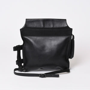 BOTTEGAVENETA ボッテガヴェネタ イントレチャート 2WAY ベルトバッグ 121604 ブラック カーフ ガンメタル金具 美品 中古 4b013473