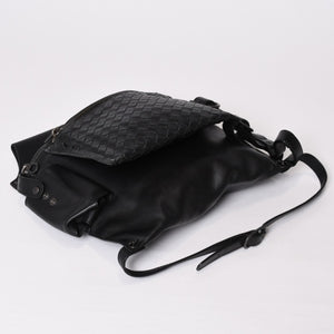 BOTTEGAVENETA ボッテガヴェネタ イントレチャート 2WAY ベルトバッグ 121604 ブラック カーフ ガンメタル金具 美品 中古 4b013473