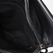 Load image into Gallery viewer, BOTTEGAVENETA ボッテガヴェネタ イントレチャート 2WAY ベルトバッグ 121604 ブラック カーフ ガンメタル金具 美品 中古 4b013473