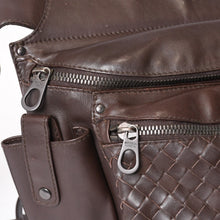 Load image into Gallery viewer, BOTTEGAVENETA ボッテガヴェネタ イントレチャート ウエストバッグ ブラウン レザー アンティークブラウン金具 美品 中古 4b013605