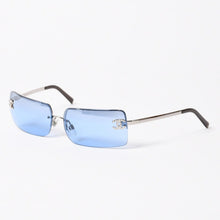 Load image into Gallery viewer, 極美品 CHANEL シャネル サングラス アイウェア 4104-B c.124/7C サイズ62□15 120 ココマーク ラインストーン ブルー 中古 4b013721