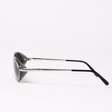 Load image into Gallery viewer, 極美品 CARTIER カルティエ オーバル サングラス アイウェア サイズ53□18 135 グレー シルバー ブラック 中古 4b013654