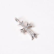 Load image into Gallery viewer, 新品同様 CHROME HEARTS クロムハーツ 18K タイニークロス ファットクロス 純正 9.1g パヴェダイヤ ペンダント WG 中古 4b013917