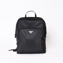 画像をギャラリービューアに読み込む, 極美品 PRADA プラダ Re-Nylon リナイロン バックパック リュック 2VZ081 ブラック シルバー金具 中古 4b013950