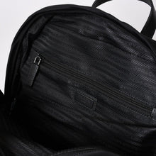 画像をギャラリービューアに読み込む, 極美品 PRADA プラダ Re-Nylon リナイロン バックパック リュック 2VZ081 ブラック シルバー金具 中古 4b013950