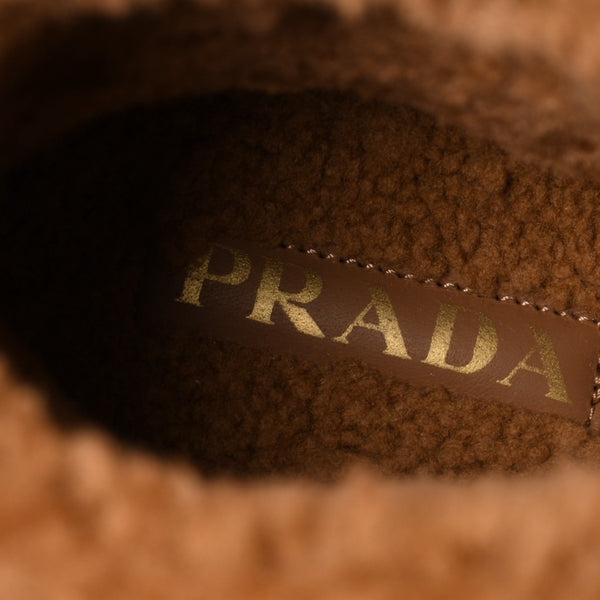 新品未使用 PRADA プラダ 24FW シアリング アンクルブーツ ショートブーツ 1T711N サイズ37 ボア ブラウン 中古 4b013855