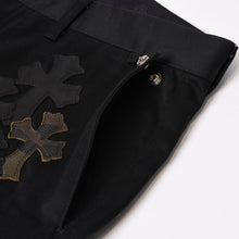 画像をギャラリービューアに読み込む, 極美品 CHROME HEARTS クロムハーツ セメタリークロスパッチ コットンパンツ サイズ34 40パッチ カモフラ ブラック 中古 4b014017