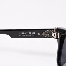Load image into Gallery viewer, 極美品 CHROME HEARTS クロムハーツ BOX-OFFICER ボックスオフィサー サングラス ダガー ブラック サイズ56□19-144 中古 4b014107