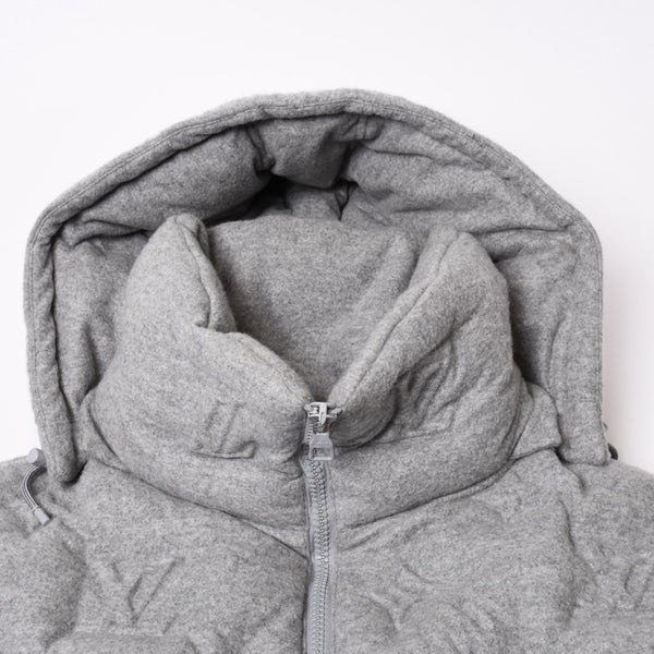 極美品 LOUIS VUITTON ルイヴィトン ヴァージル ダウンジャケット ボーイフッド パファーHHK72EUY5 サイズ48 カシミヤ グレー 中古 4b014102