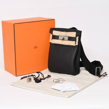 画像をギャラリービューアに読み込む, 新品同様 エルメス HERMES アッカドPM W刻印 ワンショルダーバッグ ブラック トゴ 新型 シルバー金具 中古 4b014069