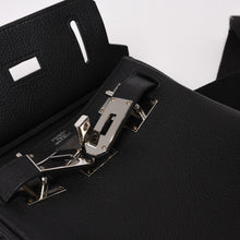 画像をギャラリービューアに読み込む, 新品同様 エルメス HERMES アッカドPM W刻印 ワンショルダーバッグ ブラック トゴ 新型 シルバー金具 中古 4b014069