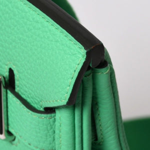 新品同様 エルメス HERMES アッカドPM B刻印 ワンショルダーバッグ ヴェールコミック トゴ 新型 シルバー金具 中古 4b014108