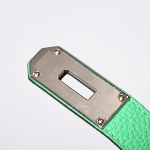新品同様 エルメス HERMES アッカドPM B刻印 ワンショルダーバッグ ヴェールコミック トゴ 新型 シルバー金具 中古 4b014108