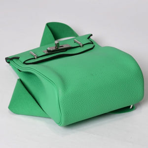 新品同様 エルメス HERMES アッカドPM B刻印 ワンショルダーバッグ ヴェールコミック トゴ 新型 シルバー金具 中古 4b014108