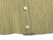 Load image into Gallery viewer, 極美品 ISSEY MIYAKE イッセイミヤケ WHITE LABEL プリーツベスト サンプル JAPAN製 ポリエステル カーキ 中古 4b004344