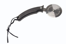Load image into Gallery viewer, 極美品 CHROME HEARTS クロムハーツ PIZZA CUTTER ピザカッター CHプラス ホースシュー エボニーウッド シルバー925 中古 4b004871