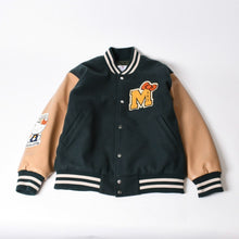 Load image into Gallery viewer, 新品未使用 HELLO KITTY BRUNO MARS ハローキティ ブルーノマーズ スタジャン レザージャケット ベージュ グリーン サイズXL 中古 4b013788