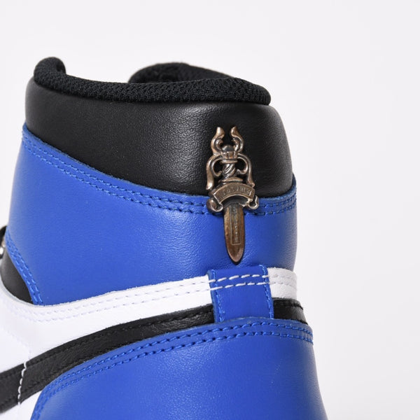新品未使用 NIKE × FRAGMENT × CHROME HEARTS エアジョーダン1 スニーカー 716371 サイズ29.5cm ダガー装飾 中古 4c070378