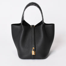 Load image into Gallery viewer, 新品未使用 HERMES エルメス ピコタン PICOTIN LOCK TOUCH PM 18 K刻印 トリヨンクレマンス レザー Hロゴ カデナ付き 4b013857