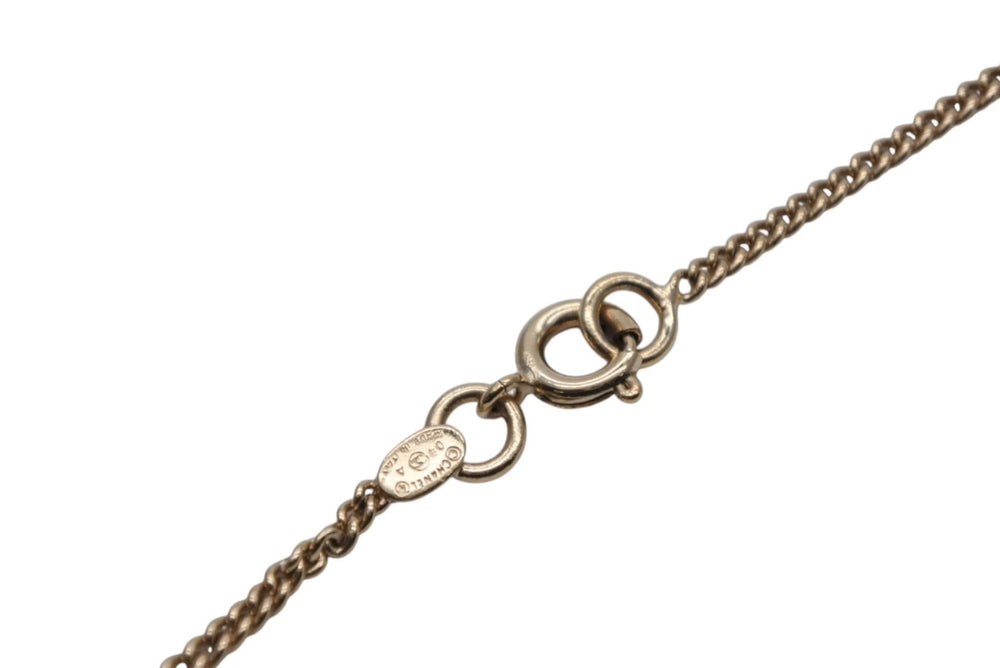 Very Good Condition CHANEL Lip Necklace Accessory 04A Engraved 7g Metal Rhinestone Black Red Gold Hardware Used 4c073928
